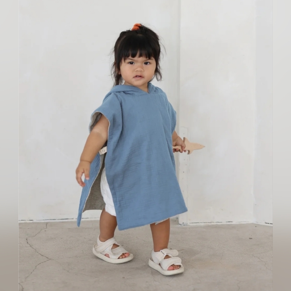 Big Little Universe Hooded Poncho One Size